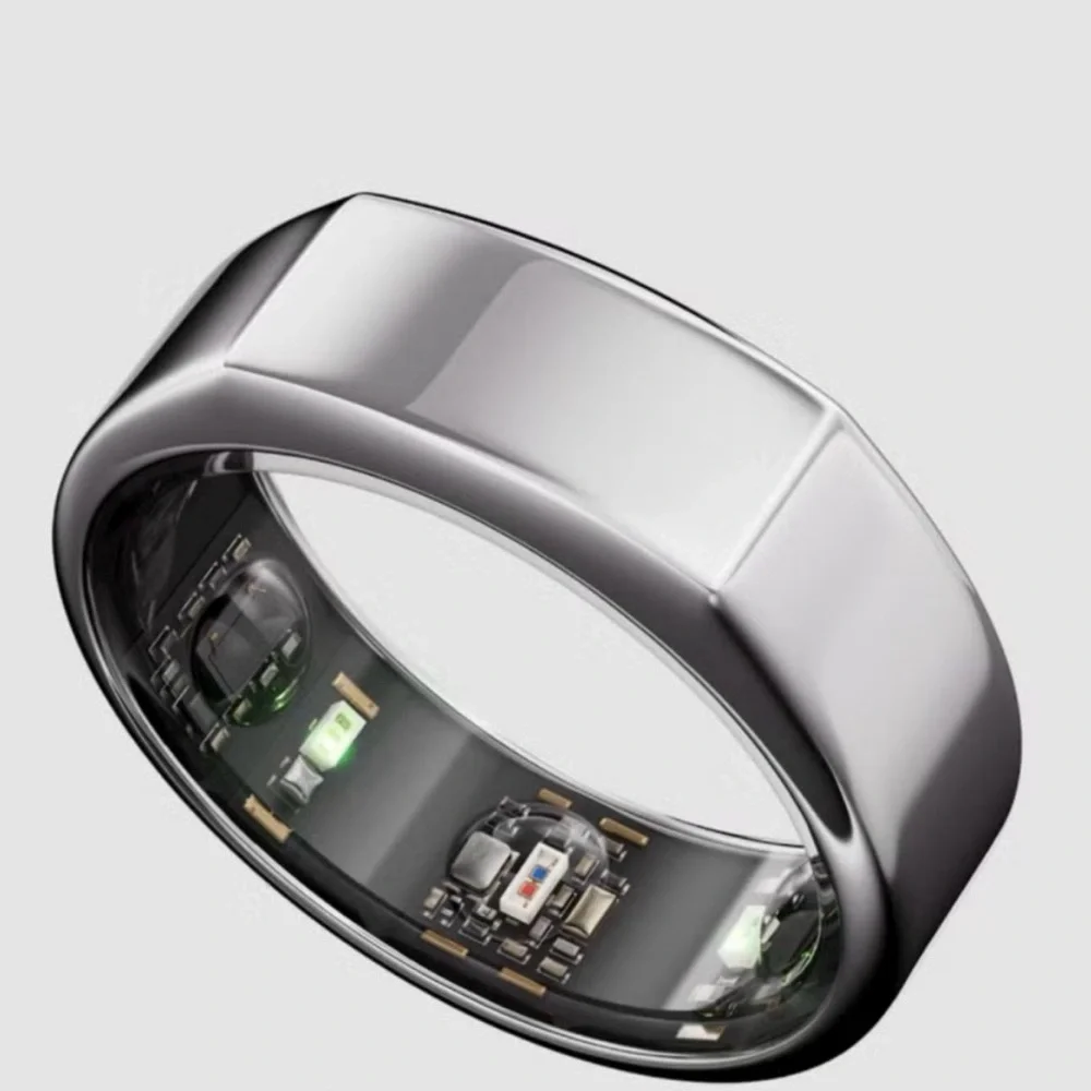 Oura Silver Smart Ring with Black Interior Sensors